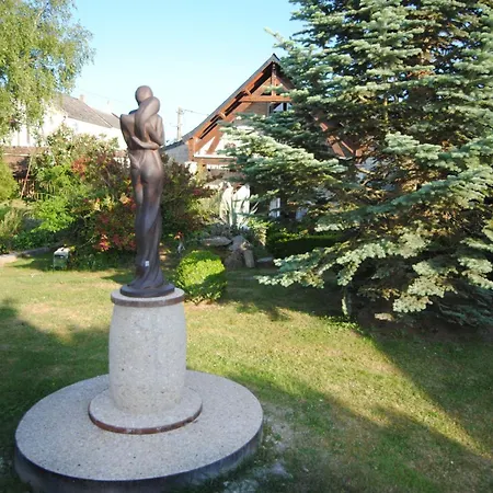 Le Grand Logis - - * Marchais (Aisne)