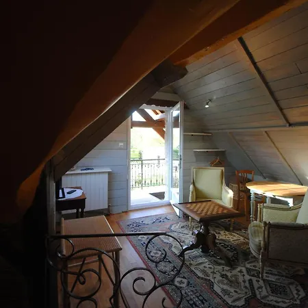 Le Grand Logis - - *
